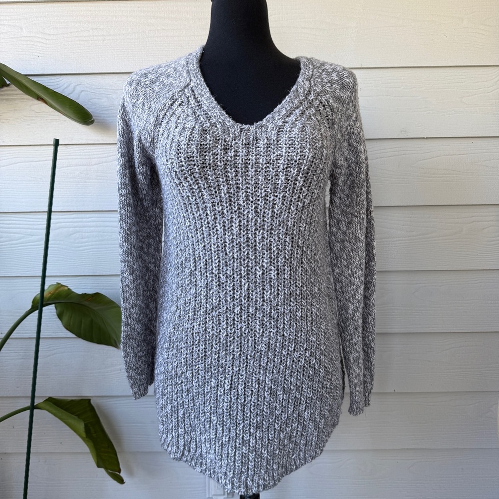 St. John’s Bay Gray Everyday Knit Sweater‎ | Size S | Classic Soft Blend